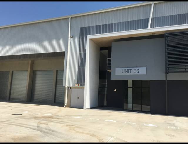 845M² WAREHOUSE RENTED IN MOUNT EDGECOMBE NORTH